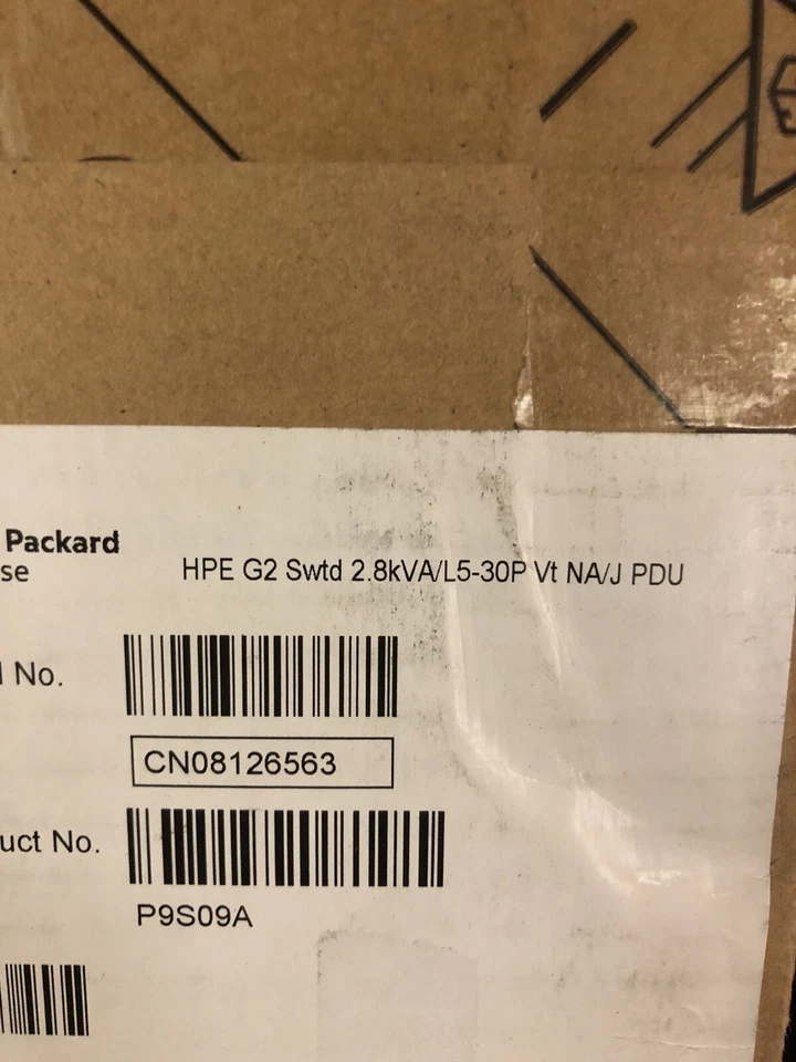 HPE 2.8kVA Switched L5-30P Input 18x 5-20P 24A 100-120v USA Canada Japan PDU G2 - Image 3 of 4