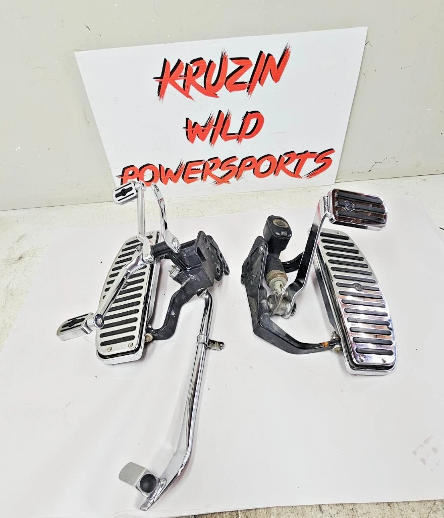 ハーレーダビッドソン　踏み台 25+ Motorcycle Floorboard Kits for Harley-Davidson Softail