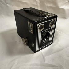 Vintage Eastman Kodak Brownie Target Six-20 Box Camera Antique Art Deco Untested