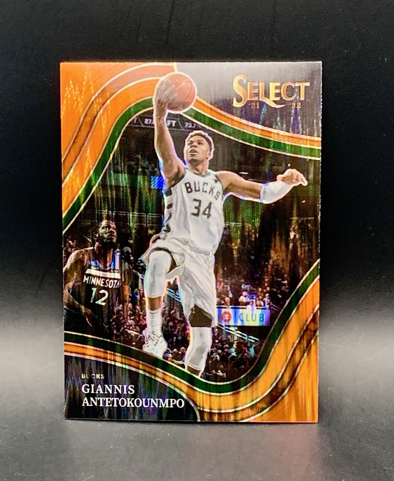 2021-22 Panini Select Courtside GIANNIS ANTETOKOUNMPO Orange Flash Prizm!