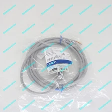 New OMRON D4C-1227-P D4C1227P Limit Switch Free Shipping