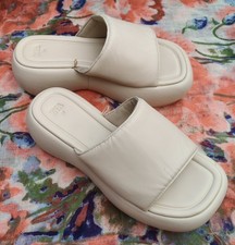 Zara Women's Padded Platforms Slide Sandals Mules in Ivory size 6 (39)