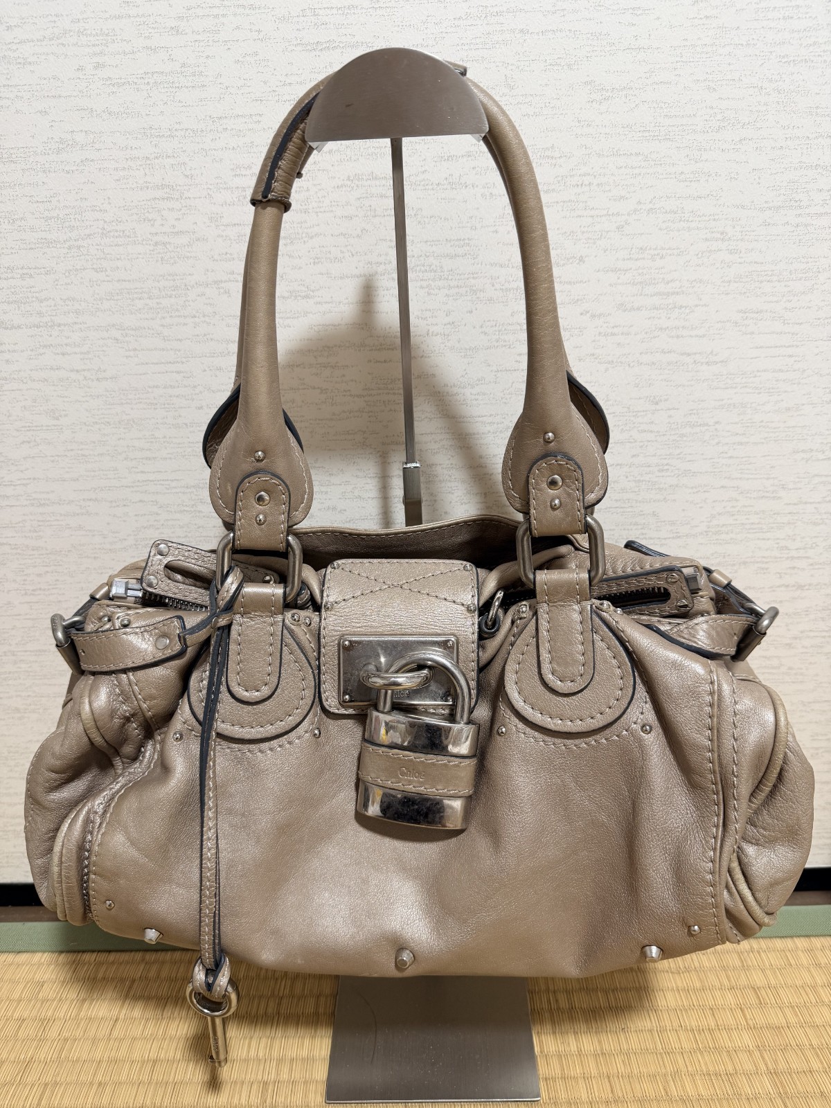 AUTH Chloe Paddington Handbag Shoulder Bag Metallic Beige Padlock Leather Key