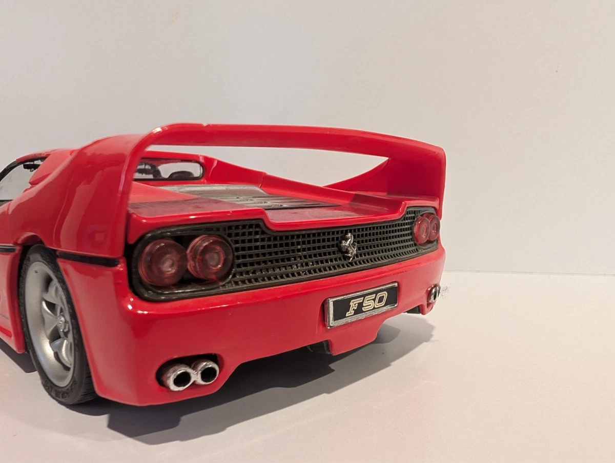 Maisto Ferrari F50 1:18 Scale Red Diecast Model Car Opening Doors Hood Engine