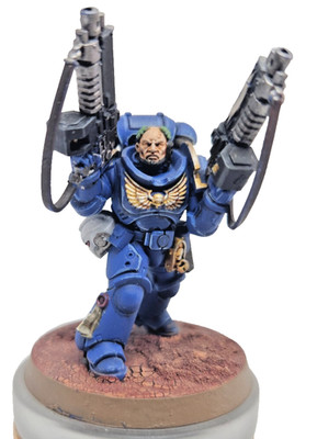 Warhammer 40k Space Marines Lieutenant Ultramarines Well Painted Games Workshop
