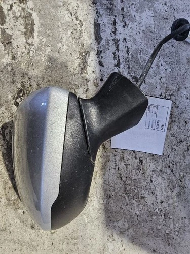 2016-2019 Chevy Cruze Passenger Side View Mirror Opt DLF w/o Blind Spot Alert