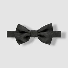 Ryan Seacrest Distinction Men's Black Solid Event Pre-Tied Bow-Tie