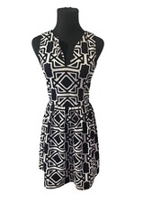Button black and white geometric dress size S made in the U.S.A.