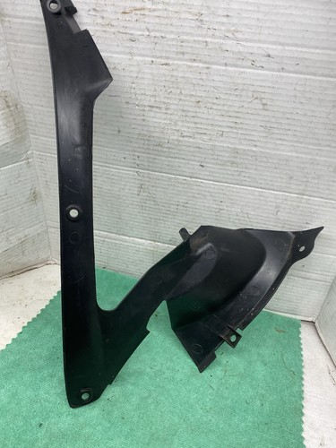 2004 04 05 HONDA CBR1000RR CBR 1000 OEM RIGHT LOWER INNER TRIM FAIRING H155 - Picture 12 of 15