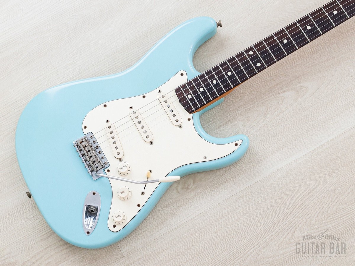 1998 Fender American Vintage '62 Stratocaster Satin Sonic Blue w