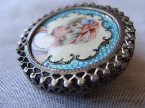 19TH CENTURY FRENCH ENAMEL SILVER BROOCH - Picture 3 of 7
