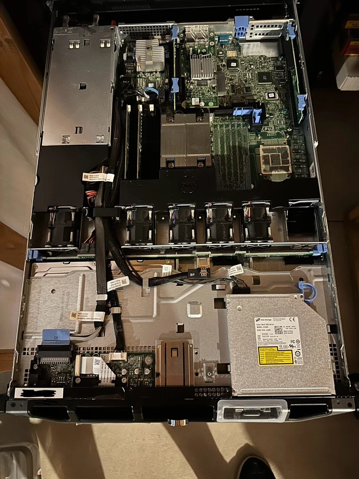 Dell Poweredge R320 Server 8GB Rack DDR3 RDRAM - Image 3 of 3