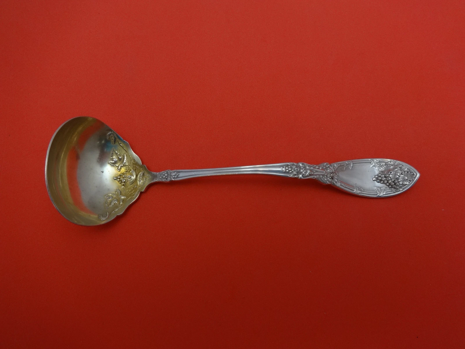 La Vigne by 1881 Rogers Plate Silverplate Sauce Ladle Goldwashed 5 3/4"