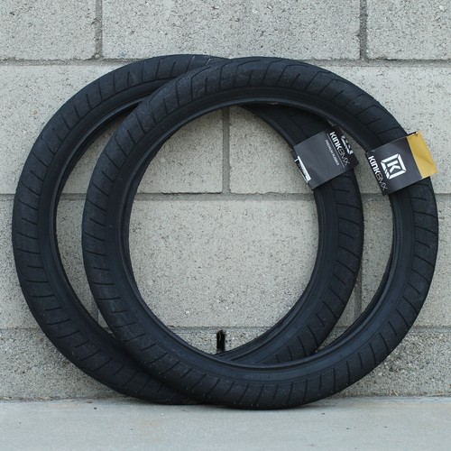 Bmx Nuova Coppia Pneumatici Kink Sever Per BMX - Dimensioni 20x2.40, Colore Rosso Con Fianchi Neri, Per Ruote Da 20 Pneumatici Clincher