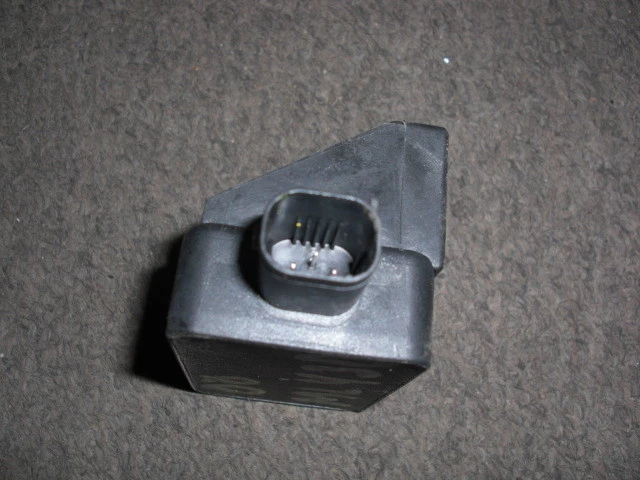 1998-1999-2000-01-02-2003 MERCEDES-BENZ W163 ML430 YAW TURN RATE 传感器模块  — 第 2/4 张图片