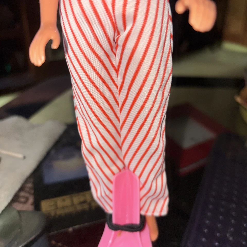 复古 BARBIE BEST BUY #9958 OUTFIT 红色白色条纹吊带连身裤 罕见 — 第 3/4 张图片