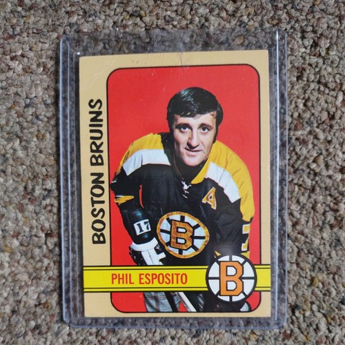 Phil Esposito #150 1972 Topps card