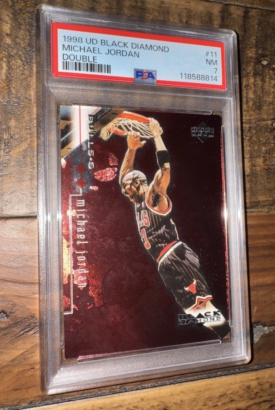 Michael Jordan  Bulls HOF 1998 UD Black Diamond #11  Double Red /3000 Psa 7 Rare