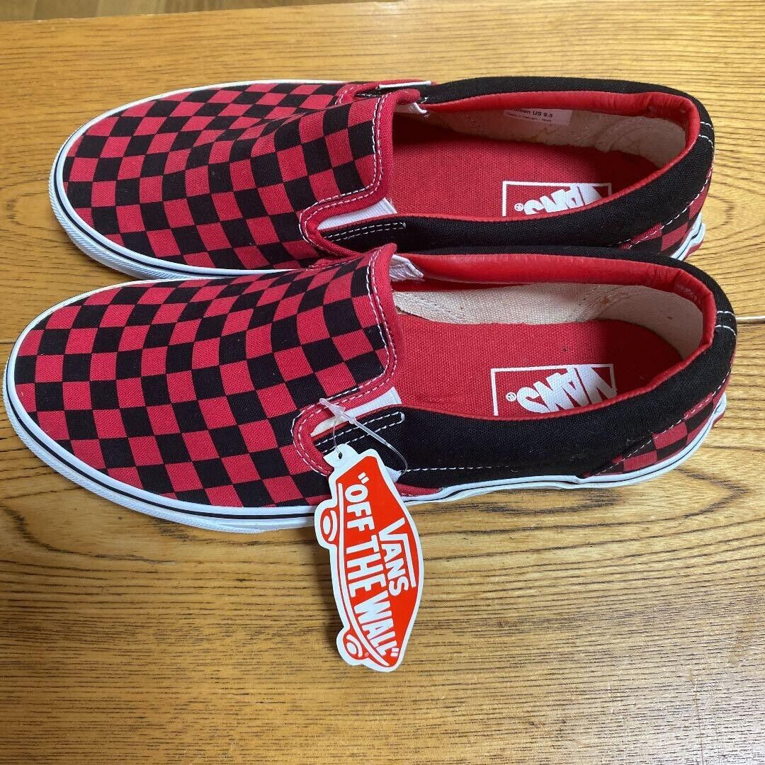 VANS Checkered Flag Slip-on Sneakers Shoes men US 8 Red VANS Checkered Flag Slip-on Sneakers Shoes men US 8 Red