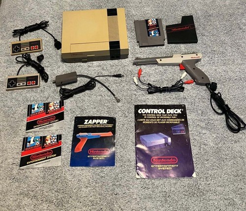 Original Nintendo NES-001 Entertainment Console w/1 Game & 2 Controllers-manual