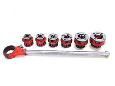 ARMSTRONG TOOLS 21-R RATCHETING PIPE THREADER SET w/ DIES, 1/4" to 1-1/4"