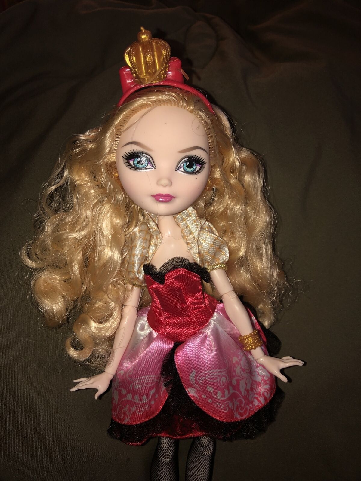 PLANET OF THE DOLLS: Doll-A-Day 2017 #130: Ever After High Apple