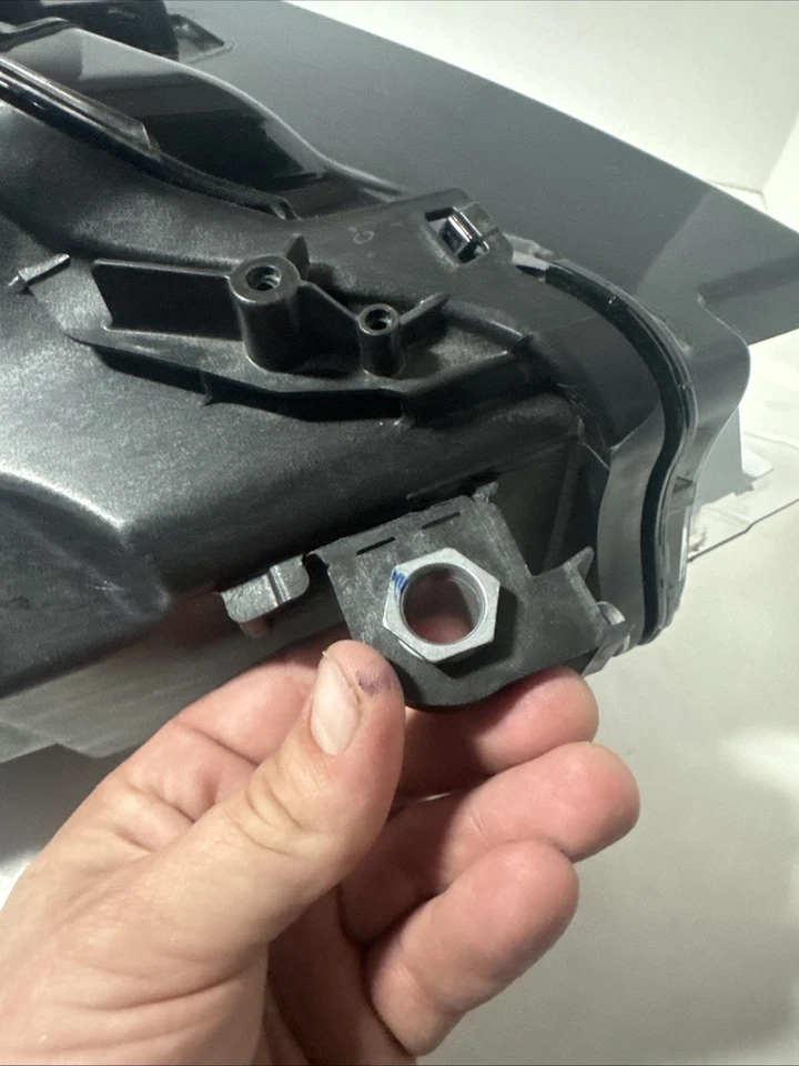 Faro reflector LED conductor Volkswagen Jetta 2025 LH pieza OEM #17A.941.059 Foto 4 de 4