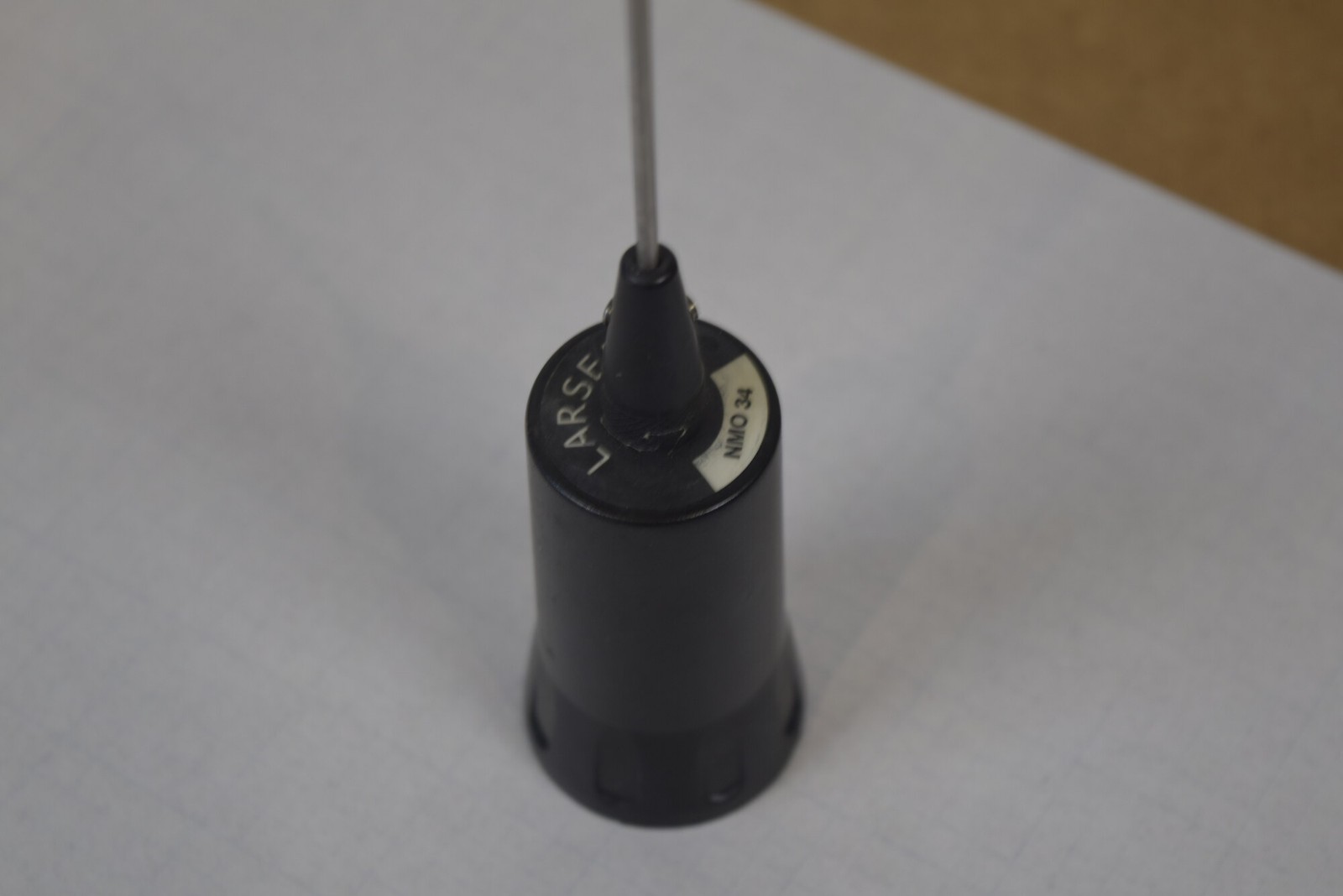 Larsen NMO 34 Low Band VHF 34-40 MHz Base Load Mobile Antenna NMO Mount + Whip