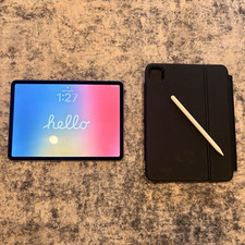 iPad Pro 11” 2nd Gen 128GB + Keyboard Case + Stylus