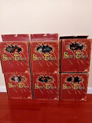 MEZCO Scary Tales Set (6) Grimm Alice Mad Hatter, Rabbit, Red Riding Hood, Wolf