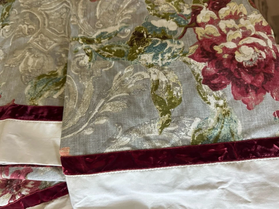 Colcha e fronhas reversíveis 3 peças Waverly Queen cinza azul vermelho floral 90” X 96” - Imagem 3 de 4