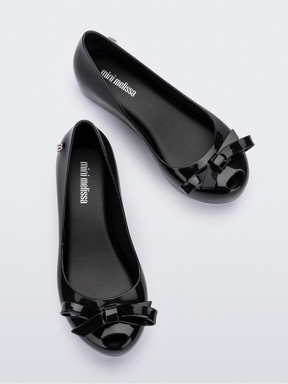 Melissa Ultragirl Bow, Size 10