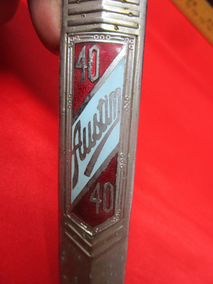 1950 年 1951 年奥斯汀 A40 格栅刺绣中心  — 第 2/4 张图片