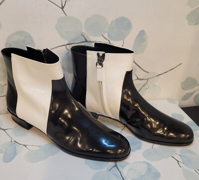 Roger Vivier Patent Leather Ankle Boots Black And White Size 36 Made in Italy