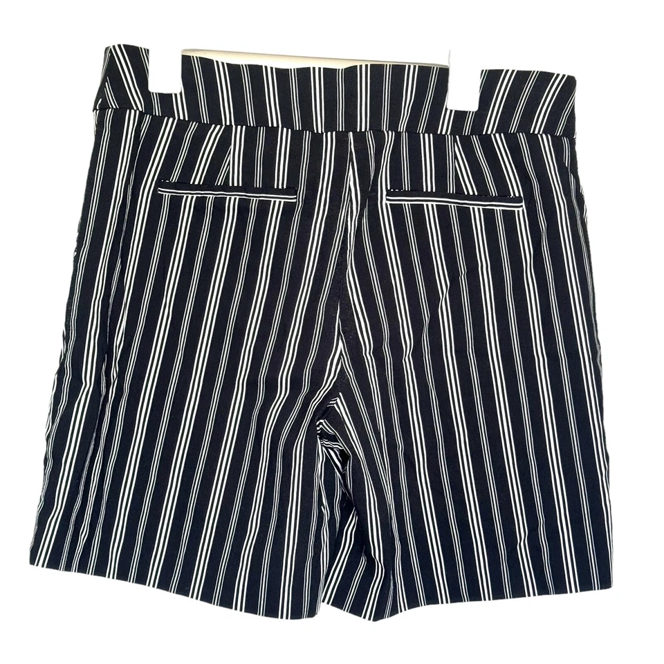 New York & Company Womens Shorts Size XL High Waist Black White Striped Pockets - Image 2 of 4