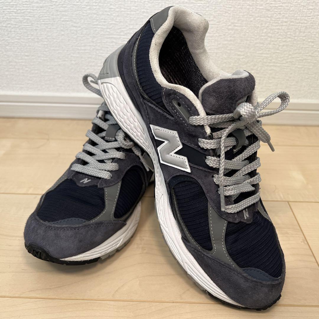 New Balance 2002R Gore-Tex Navy Men US 9 Sneaker Accessories Box Authentic Japan