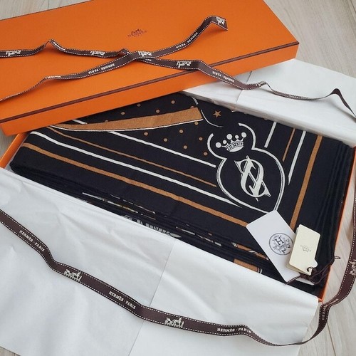 Hermes Shawl Scarf Stole La Promenade Du Matin Black Cashmere Silk Auth New 140 - Picture 3 of 8