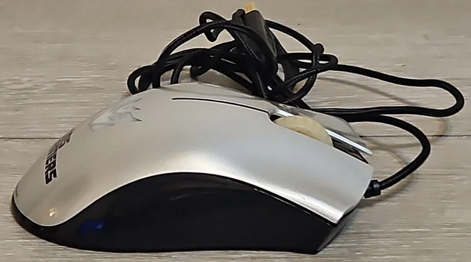 Razer Transformers 2011 Deathadder Gaming Mouse Discontinued Rare Megatron Ed. - Image 4 of 4