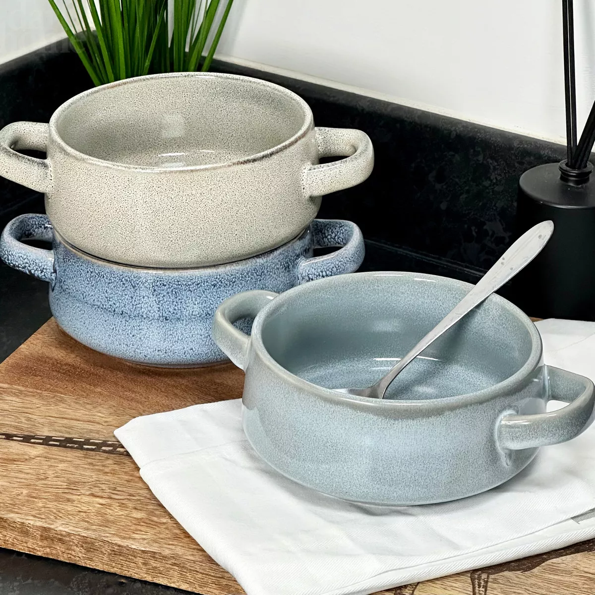 Set Of 3 Reactive Glaze Soup Bowls With Handles 650ml Stoneware