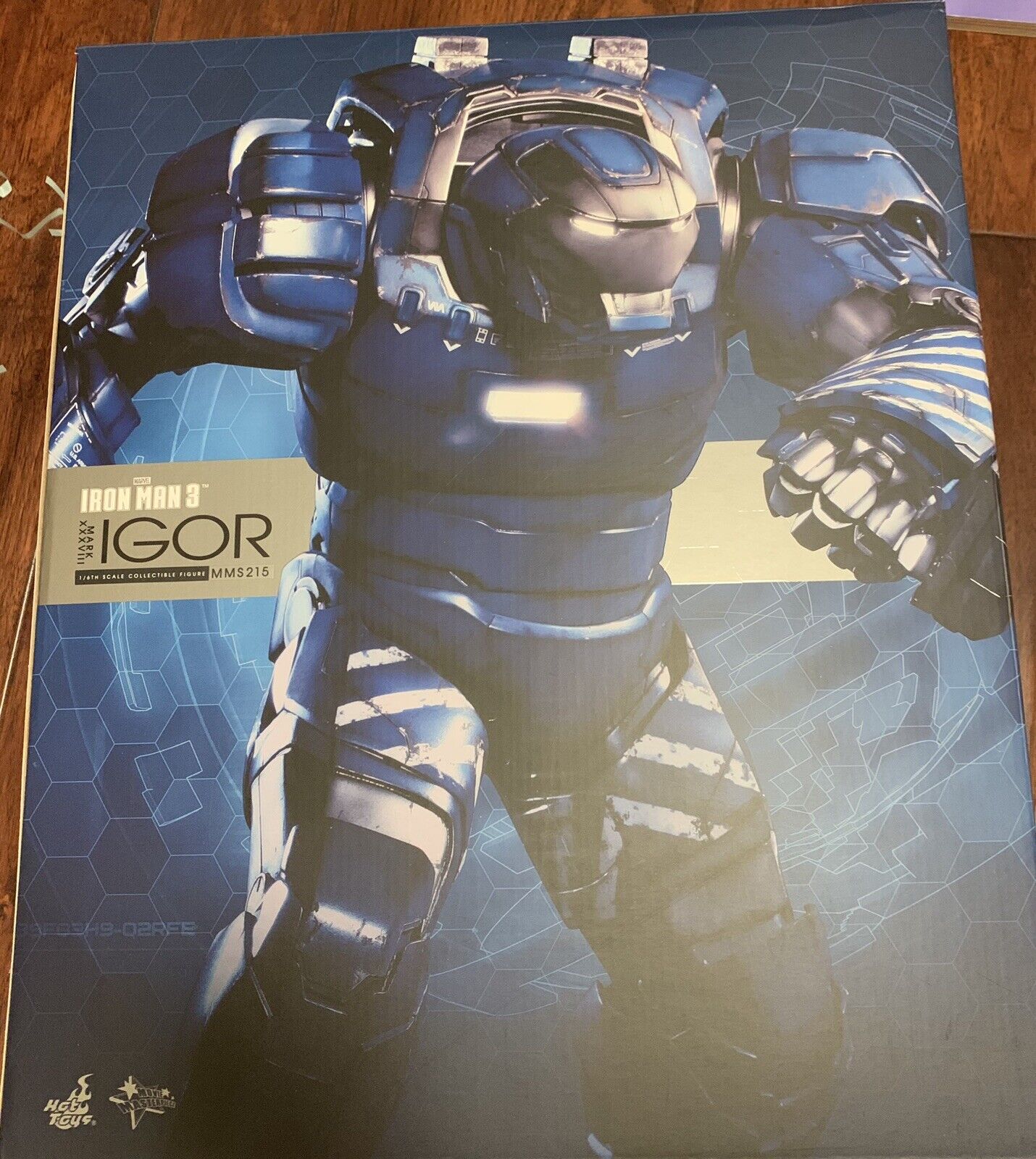 CALL STORE FOR INQUIRIES** HOT TOYS MMS215 MARVEL IRON MAN 3 IGOR MA –  Cards and Comics Central