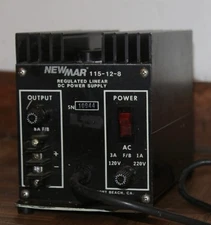 Newmar 115-12-8 Heavy Duty Power Supply 115/230VAC To 13.6V DC 8 Amps
