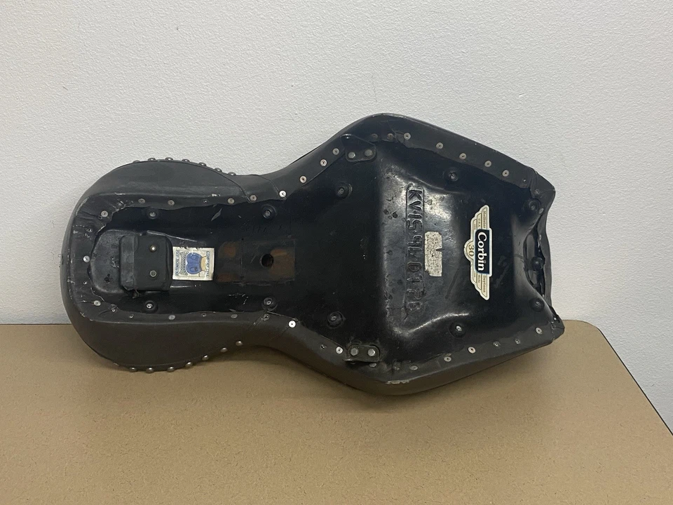 96-04 Kawasaki Vulcan 1500 VN1500 Classic Corbin Aftermarket Complete Seat Assy - Imagem 2 de 4