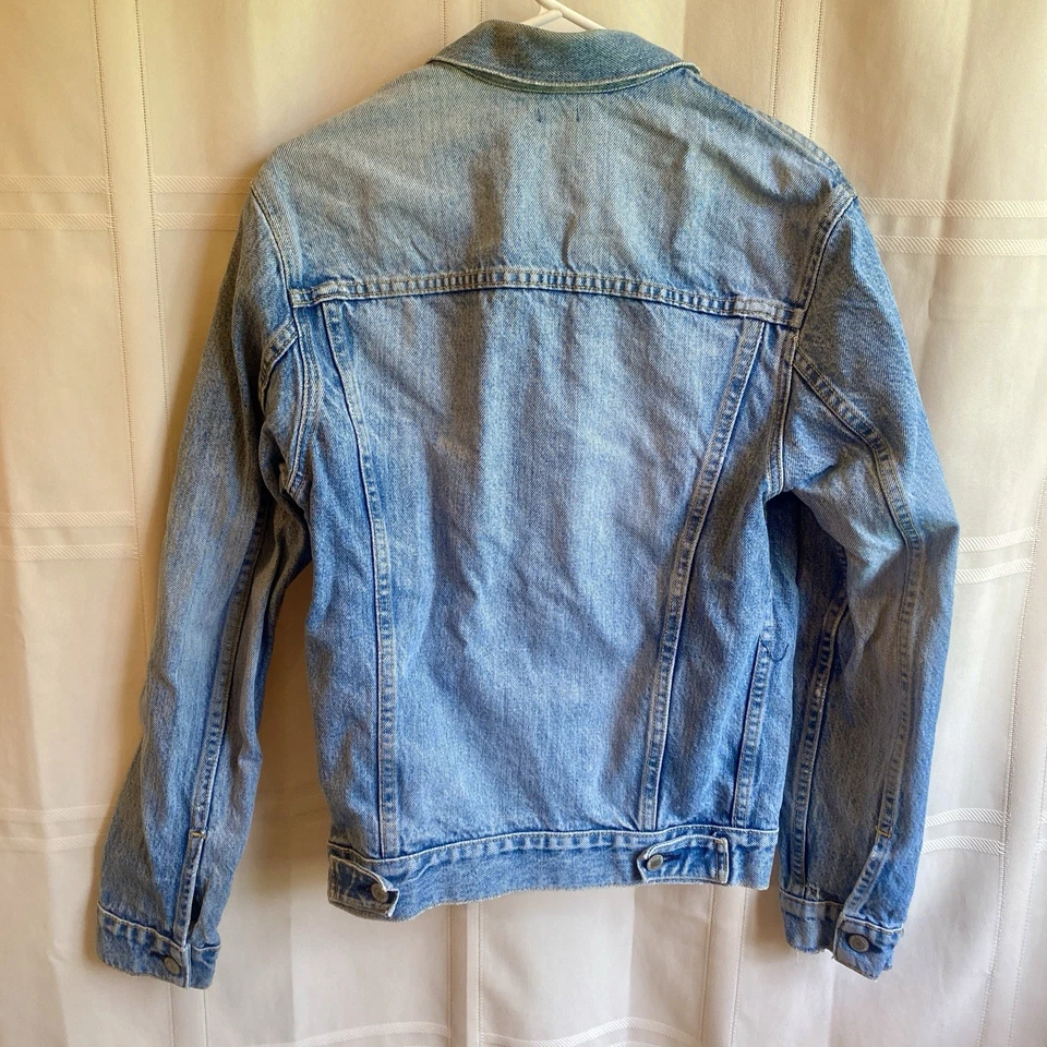 Jaqueta Brandy Melville Feminina Tamanho Único Azul Jean John Galt Denim Formato Encaixe - Imagem 3 de 4