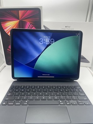 Apple iPad Pro 11'' (3rd Gen) 128GB Space Gray with Magic Keyboard