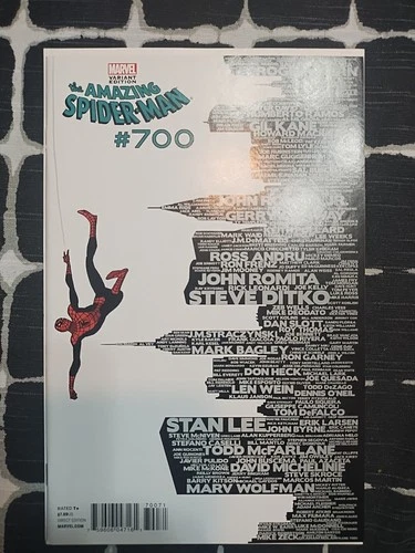 The Amazing Spider-Man #700 Variant Edition-'skyline'-Marcos Martín Cover...