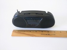 LIFELONG Baby Boom Box 7 in AM/FM Portable Radio Model 2228R VINTAGE NOS