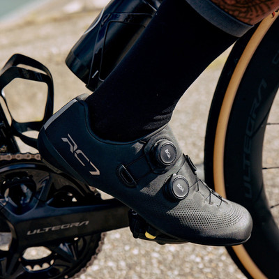 Shimano RC7 Carbon Road Competition Shoes SH-RC703 Wide Black 42