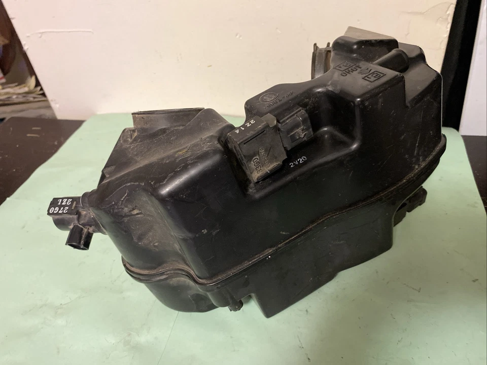 CHAMBER, AIR CLEANER