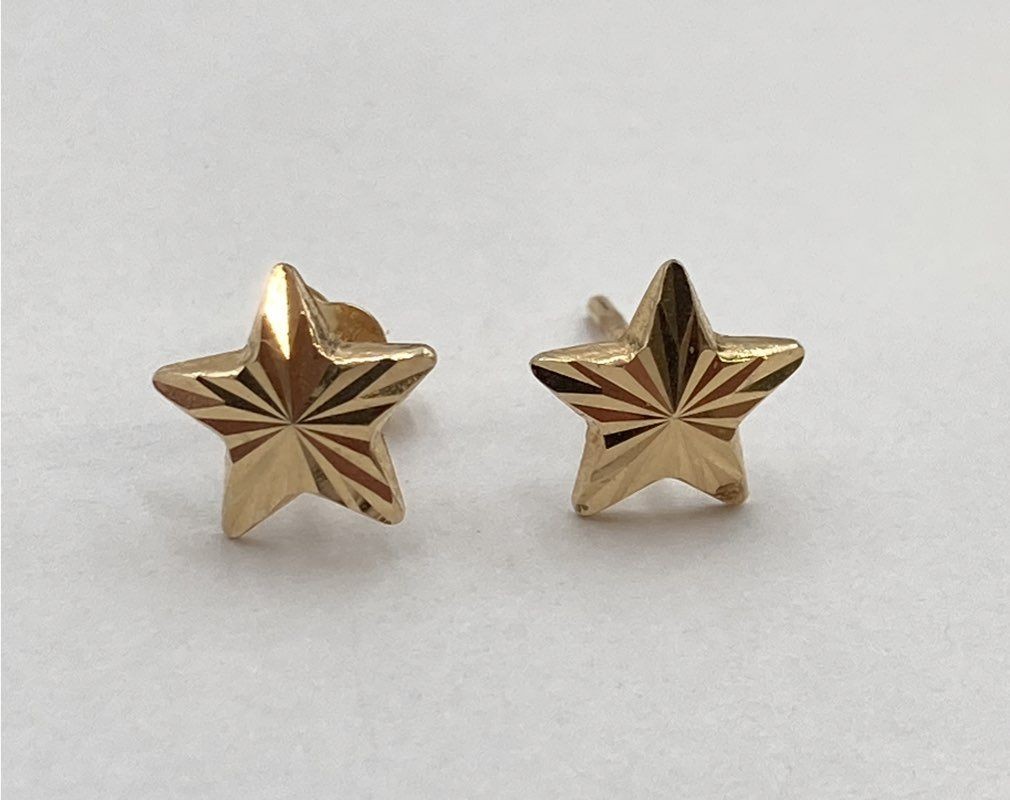 14k Yellow Gold Star Stud Earrings 0.29 Grams