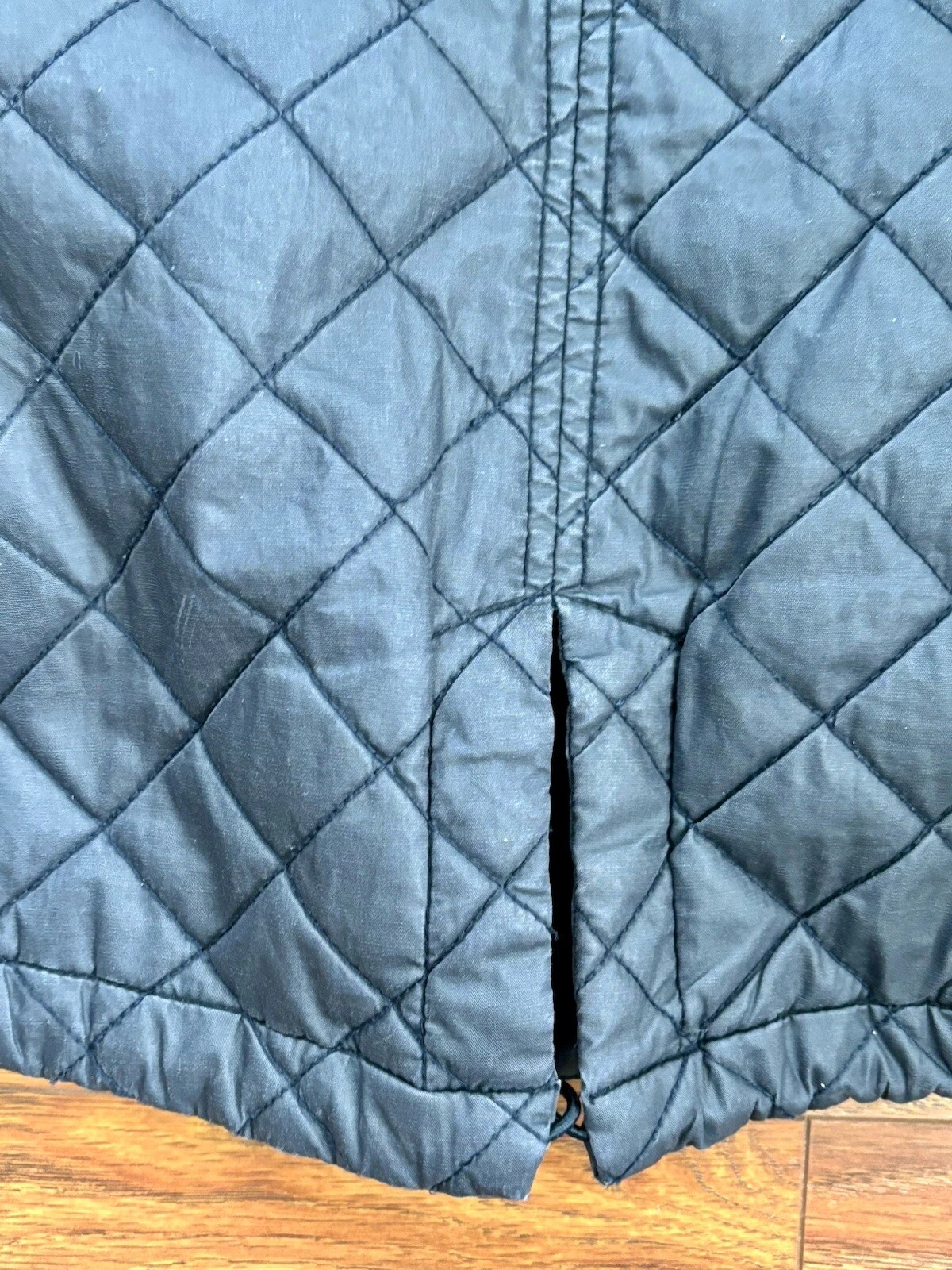 Giacca Michael Kors trapuntata blu navy oro accentato cerniere pulsanti logo con cappuccio 1X